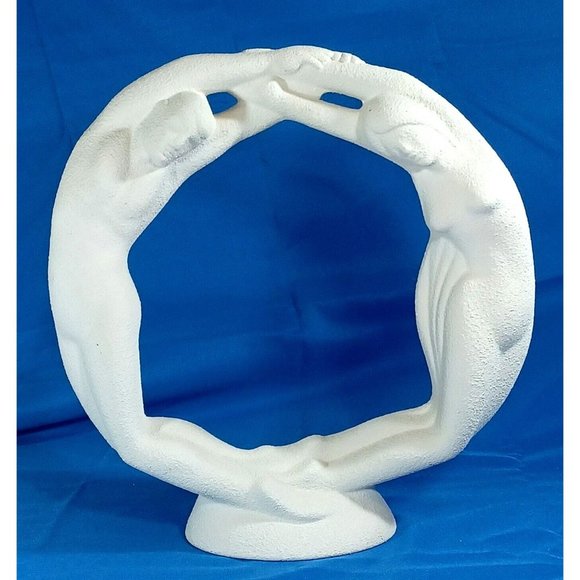 Haeger Other - Royal Haeger Eternity Circle of Love White Art Pottery